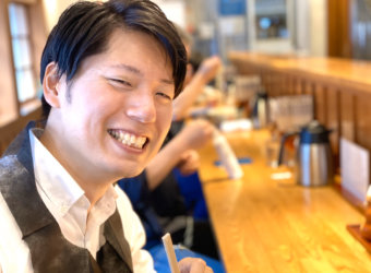 シンクメディアジャーナル：男三人のランチタイム！つけそば 神田勝本 + カフェ ディゾン DIXANS 神保町店